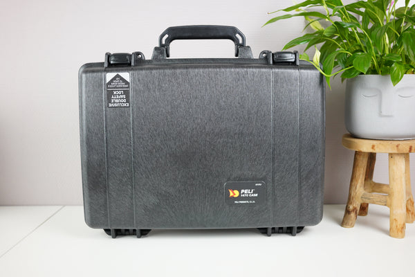 MONOCHROMEWatches-PeliCase-