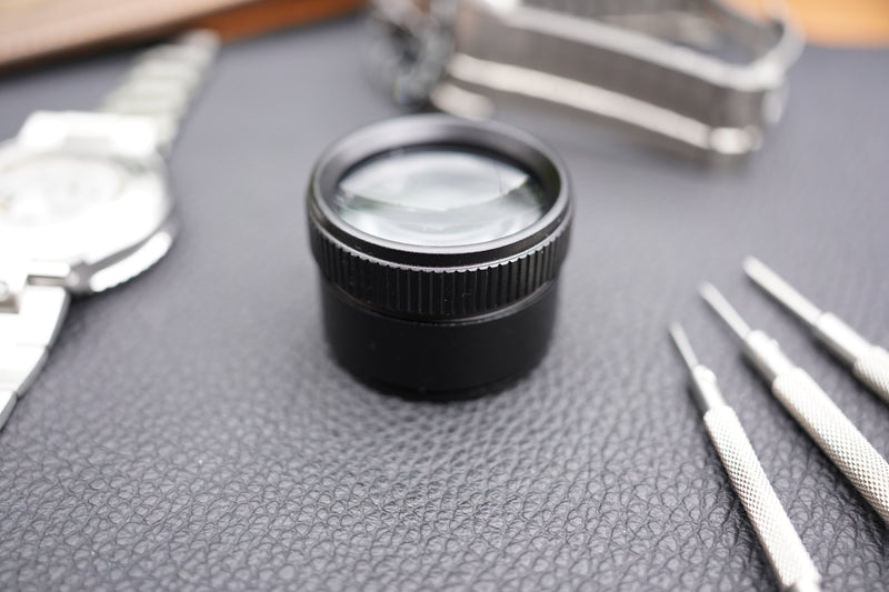 Monochrome Watches Shop | Magnifying Loupe | Handheld | Metal | Glass | 30mm x 42.5mm | Black
